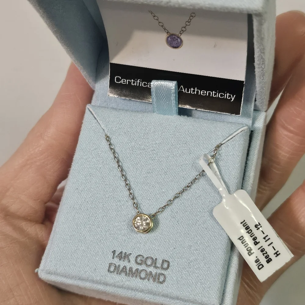 14K Gold Diamond Necklace - Picture 7 of 8